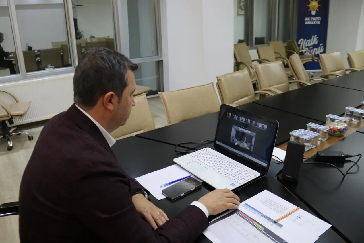 AK Parti Amasya Teşkilatı Videokonferans Toplantısında 4