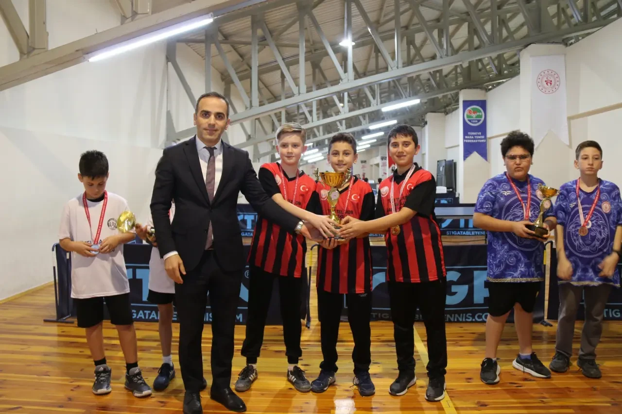 Amasya’da Masa Tenisi Heyecanı 5