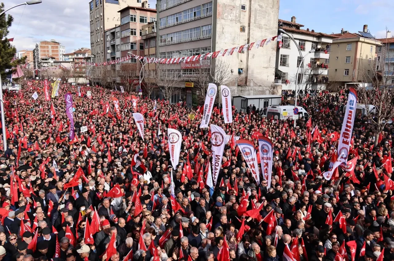 Çorum Meydanlara Sığmadı: Halk İradesi Tek Ses Oldu 11