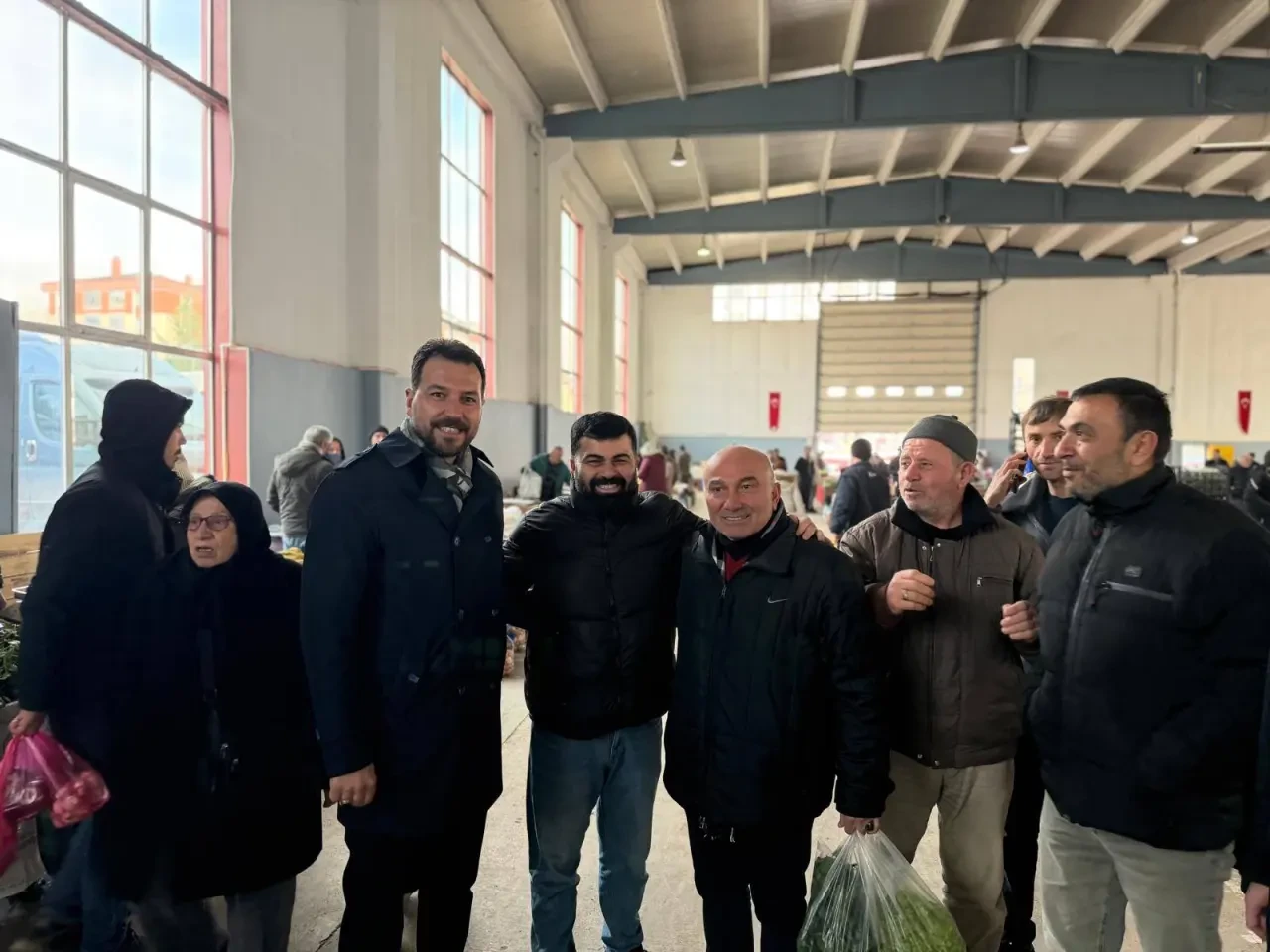 Başkan Keleş ve Ekibi Sahada 11