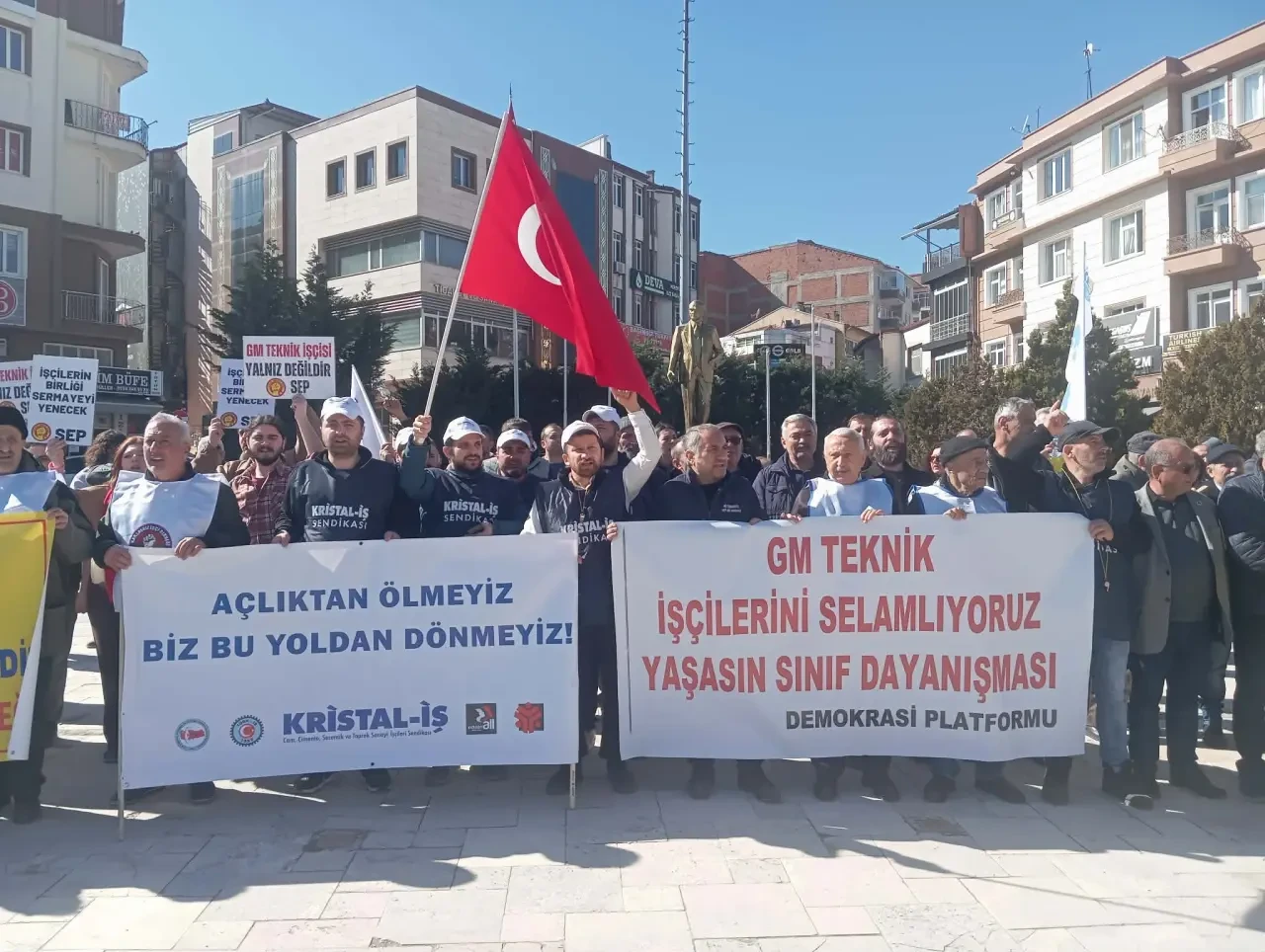 İşçilerin Grevi 220’nci Gününde! 3