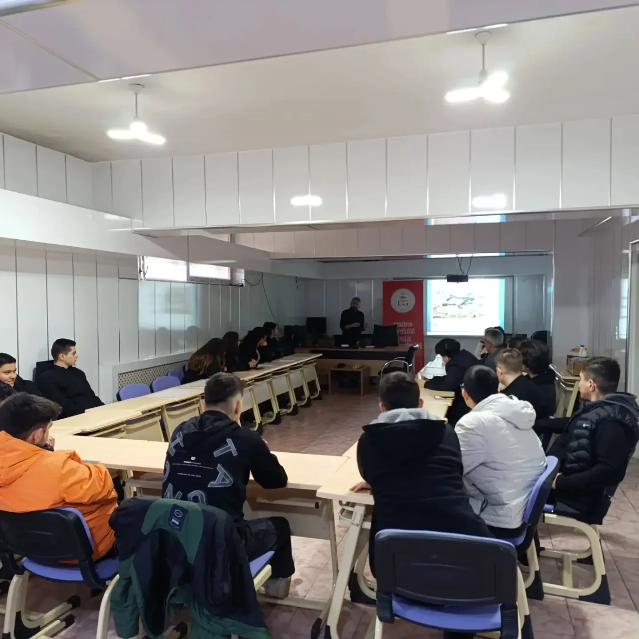 Merzifonlu Gençler Kudüs’ü Okudu, Konuştu 5