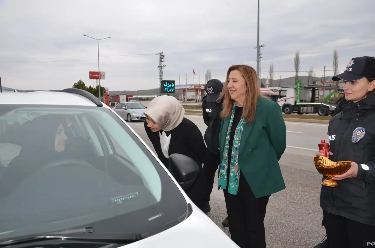 Gümüşhacıköy’de Kurumlara Bayram Ziyareti 7