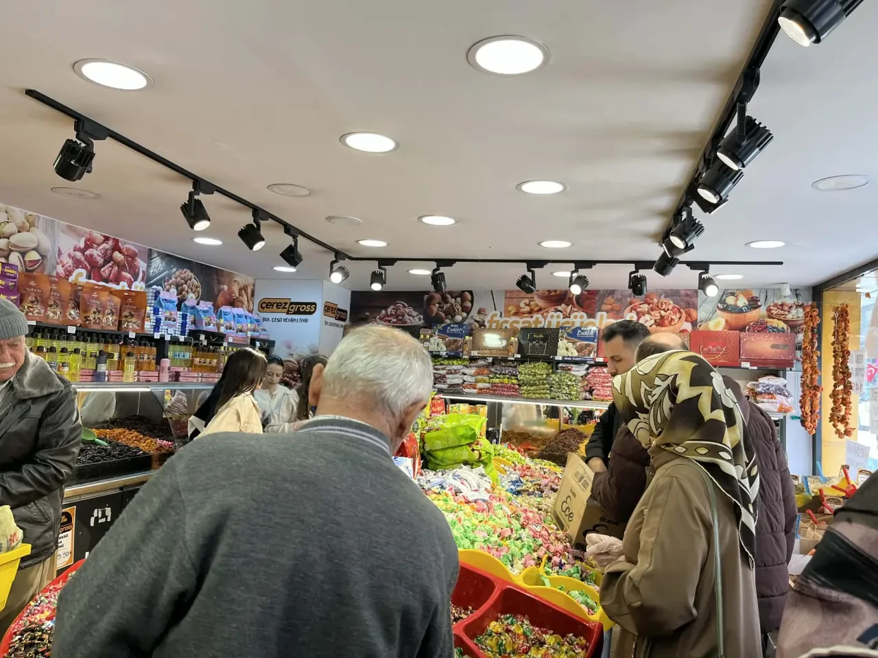 Merzifon'da Bayram Öncesi Çerez Kuyruğu! 3