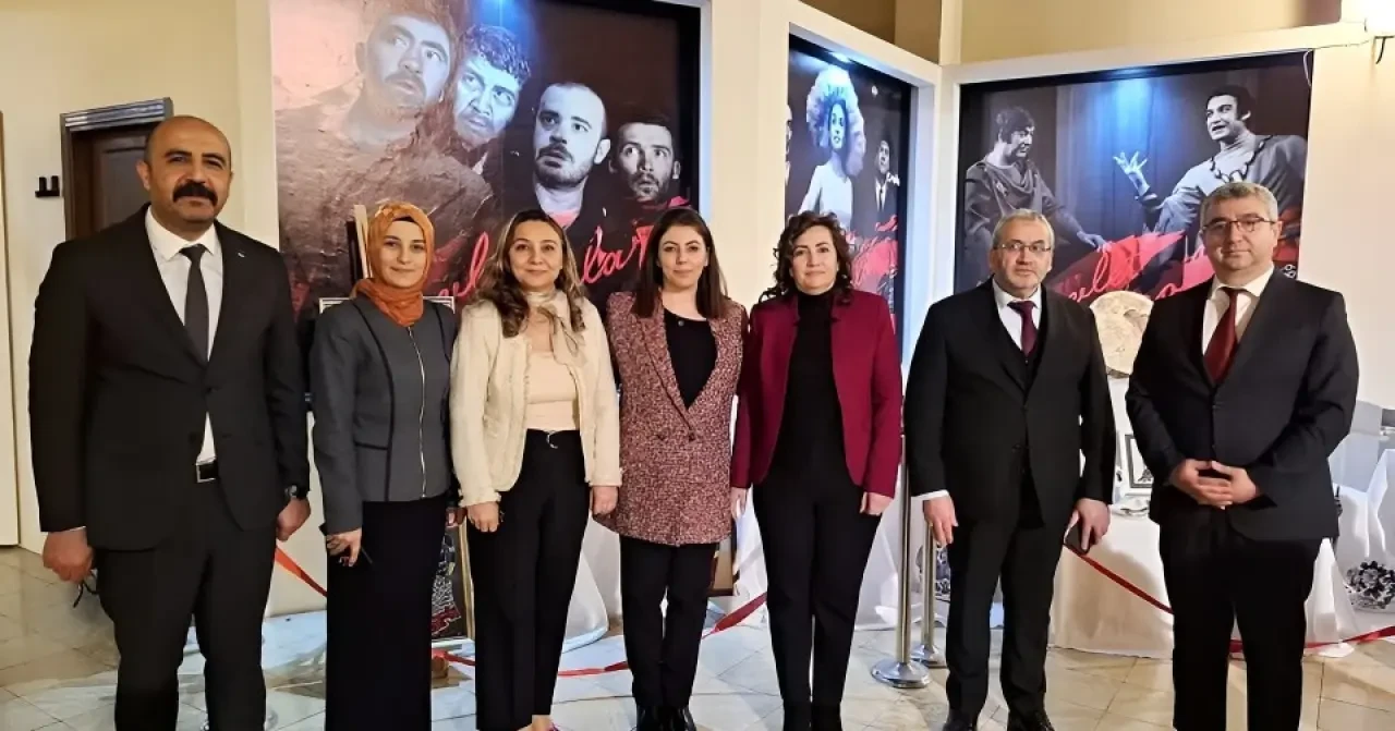 Çorum’da “Kadının Işığı” Sergisi Açıldı 3