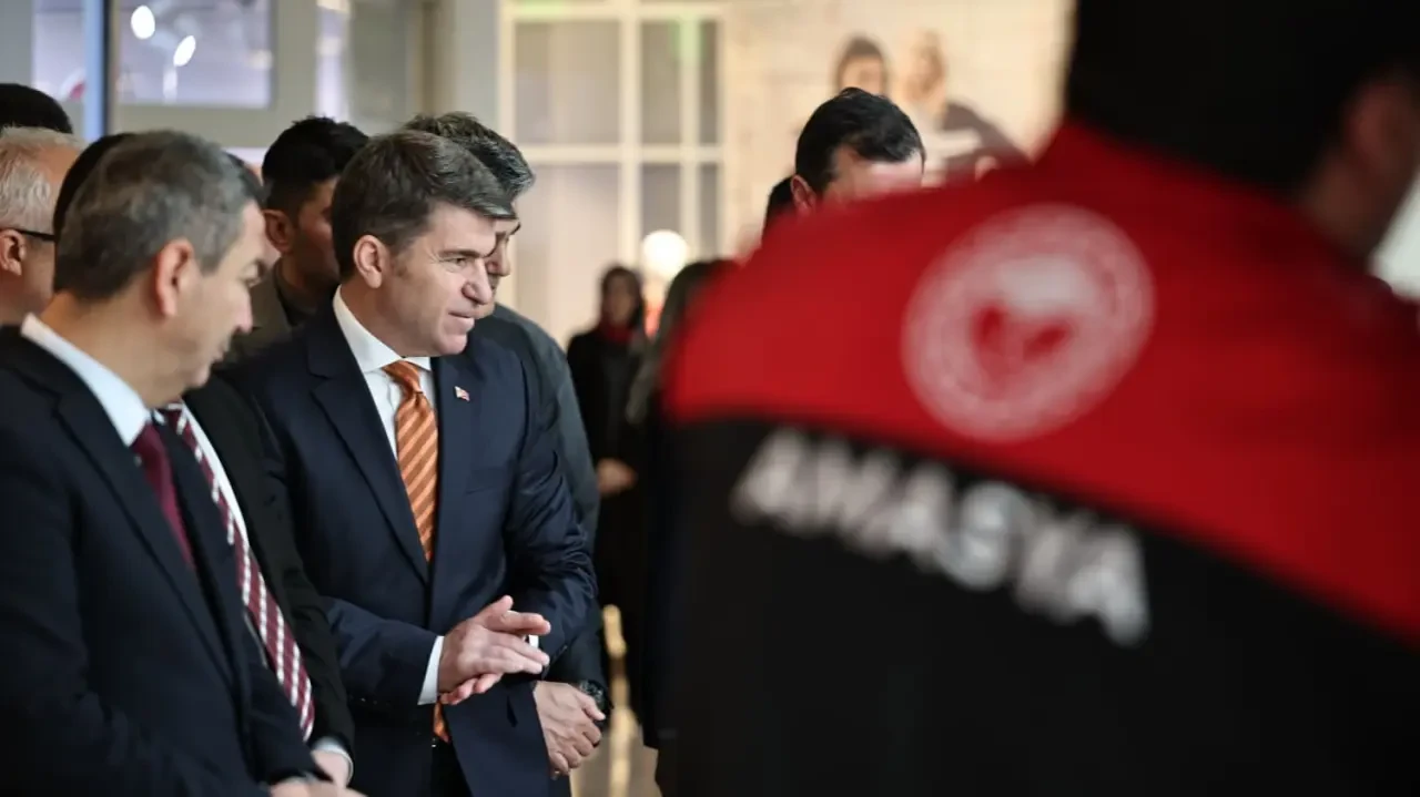 Amasya’da Sanat ve Doğa Buluştu! Sergiye Yoğun İlgi 1