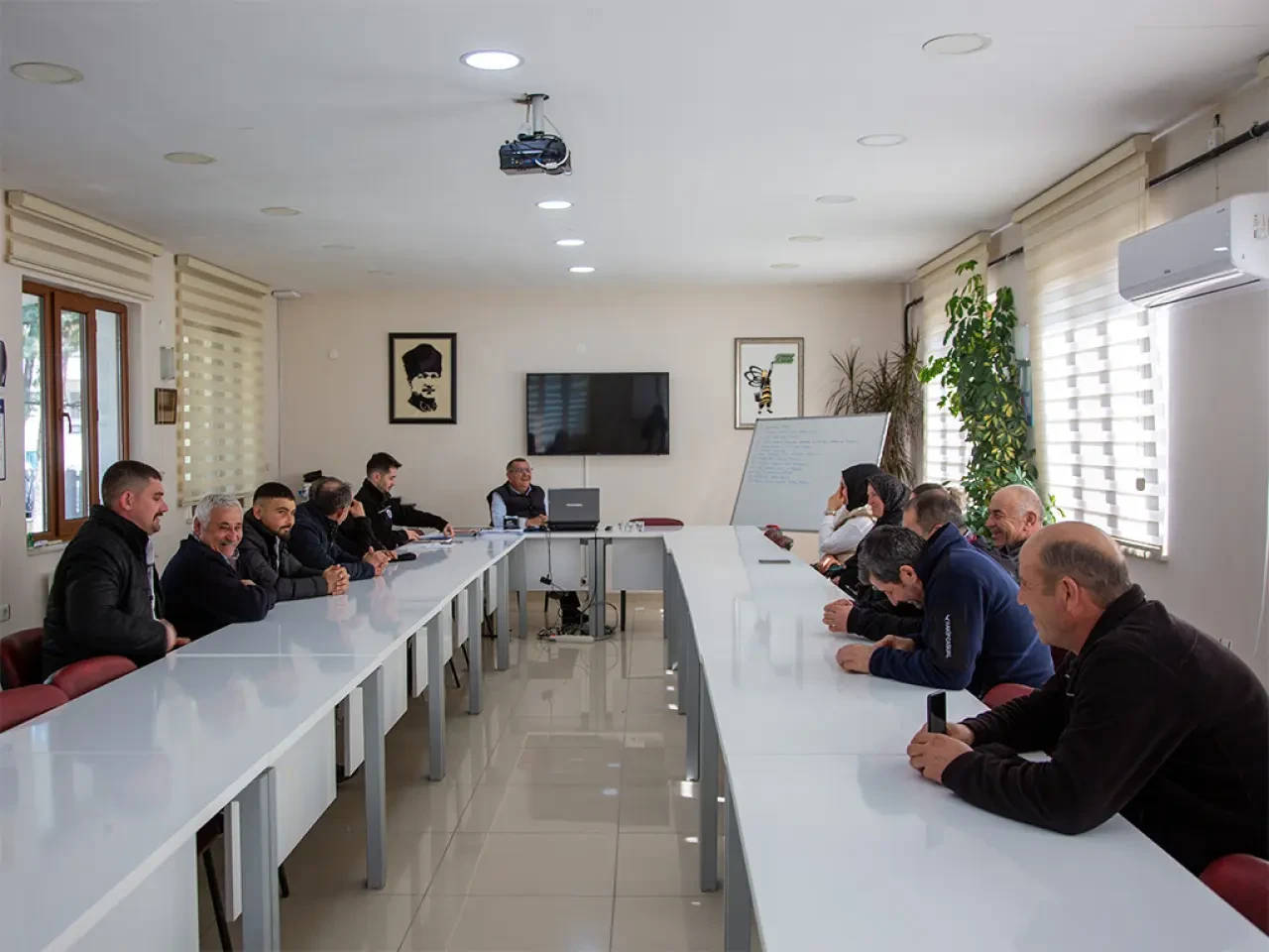 Amasya DSYB’de Süt Kalitesi Masaya Yatırıldı 1