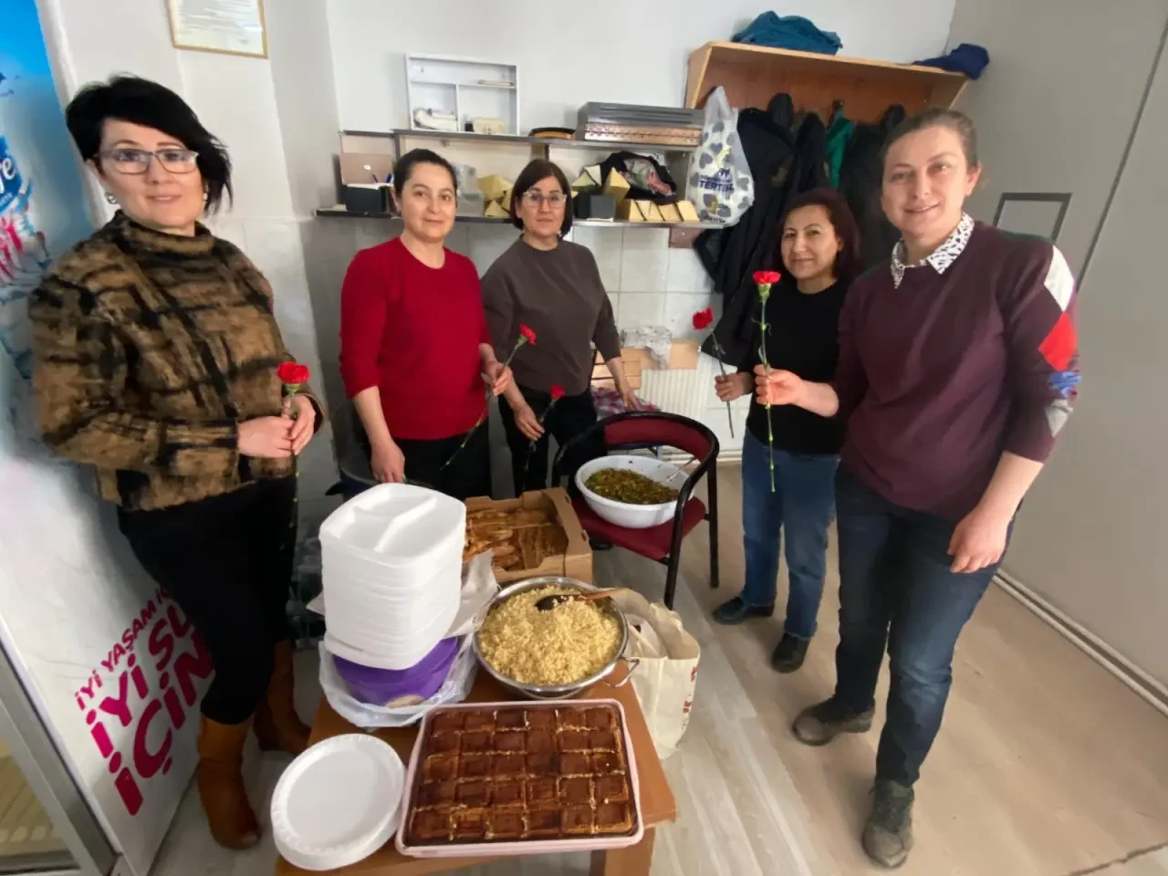 Kadınlara Çiğdemli Kutlama 3