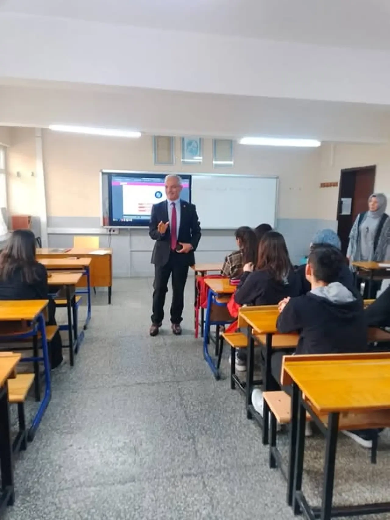 Merzifon’da İlk! Finansal Okuryazarlık Dersi Sınıflarda 1