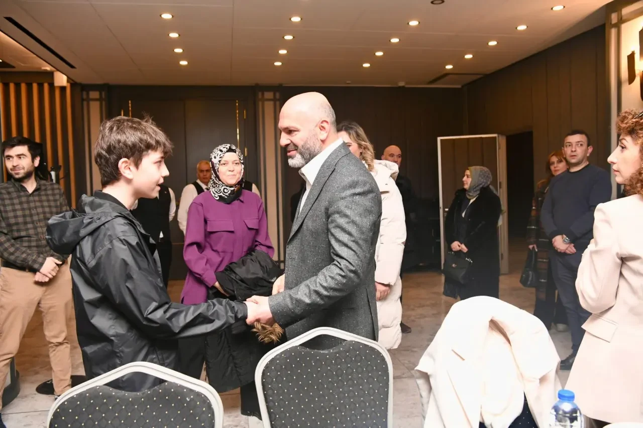 Amasya’nın Başarılı Gençleri Vefa Sofrasında 3