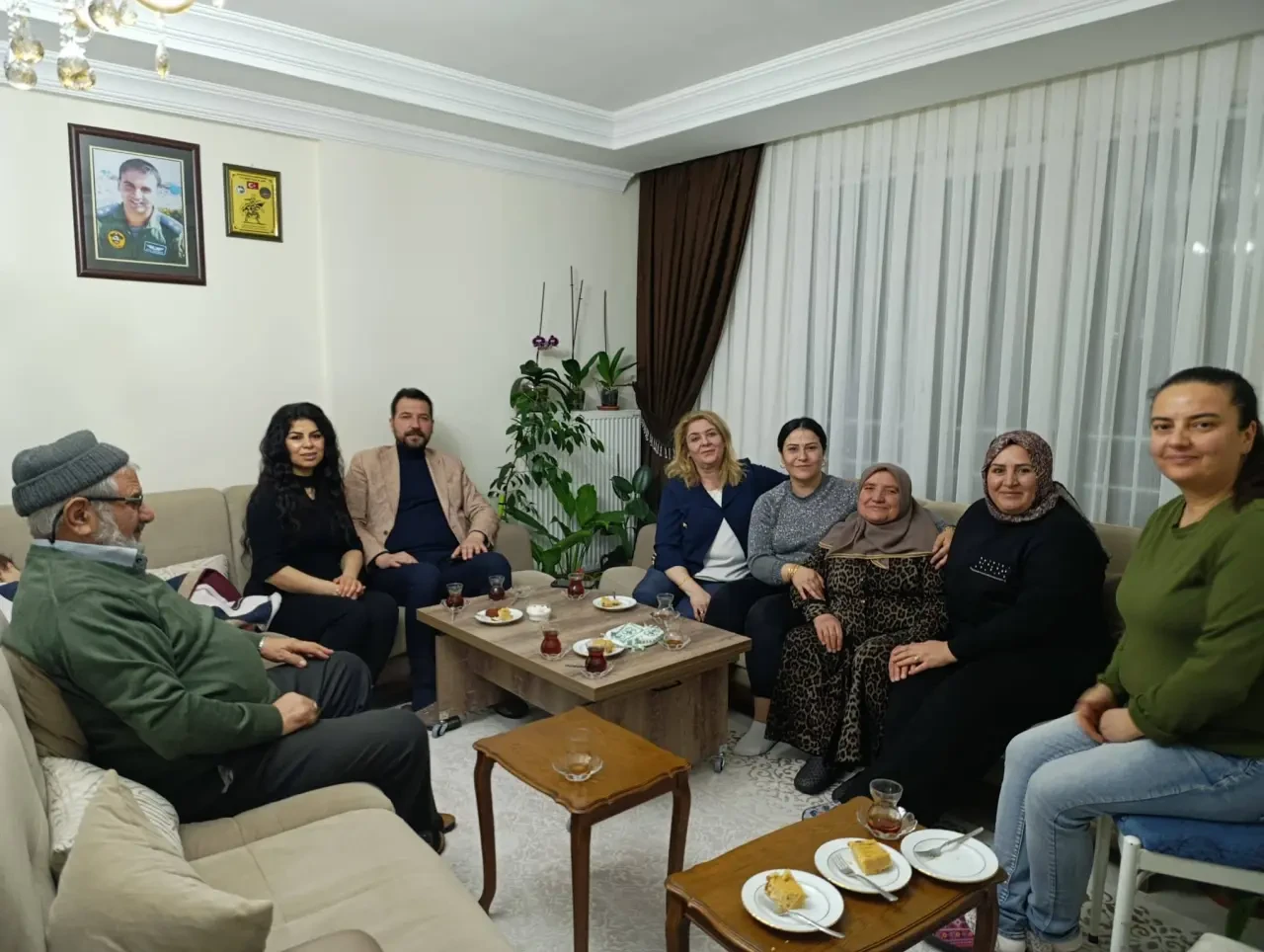 Merzifon AK Parti Kadın Kolları Şehit Ailesiyle İftarda Buluştu 2
