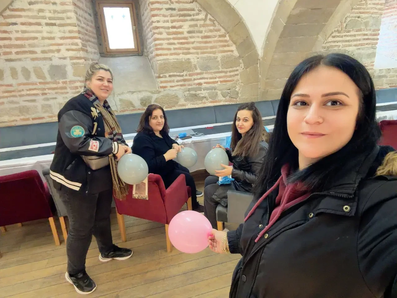 AK Kadınlar Ailelerle İftarda Buluştu 5