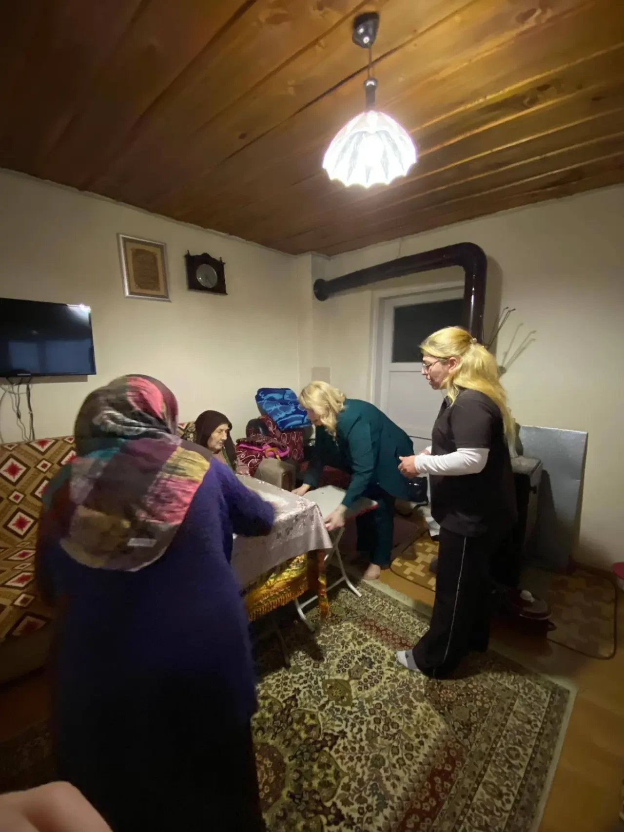 AK Kadınlar Gönül Sofralarında 3