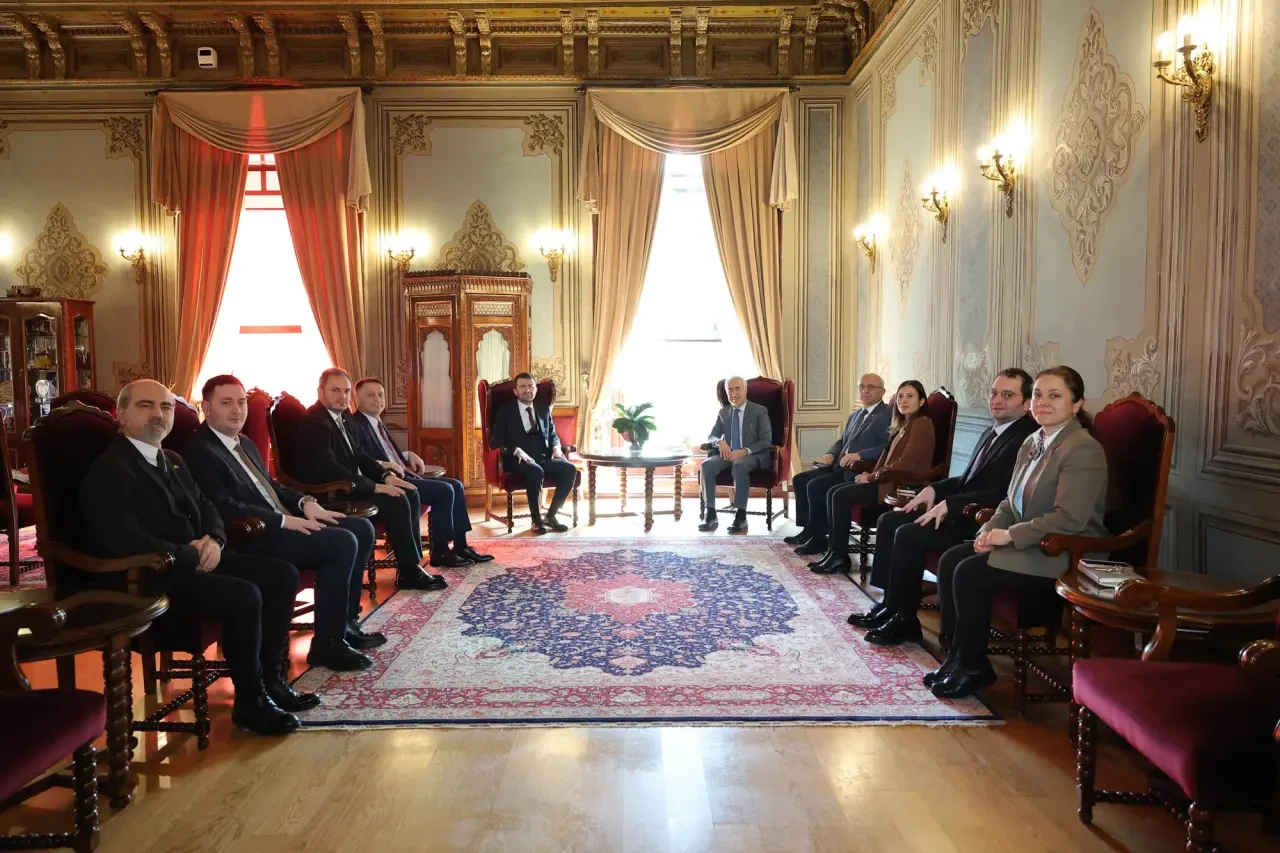 Basın İçin Eğitim ve Staj Kapısı Açıldı 2