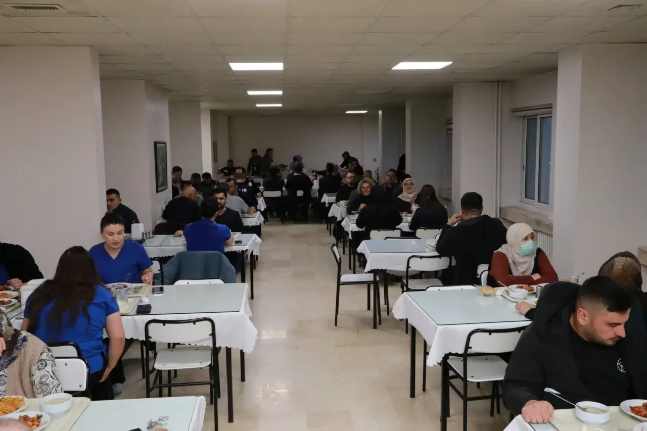 Sağlık Çalışanları İftarda Bir Araya Geldi 7