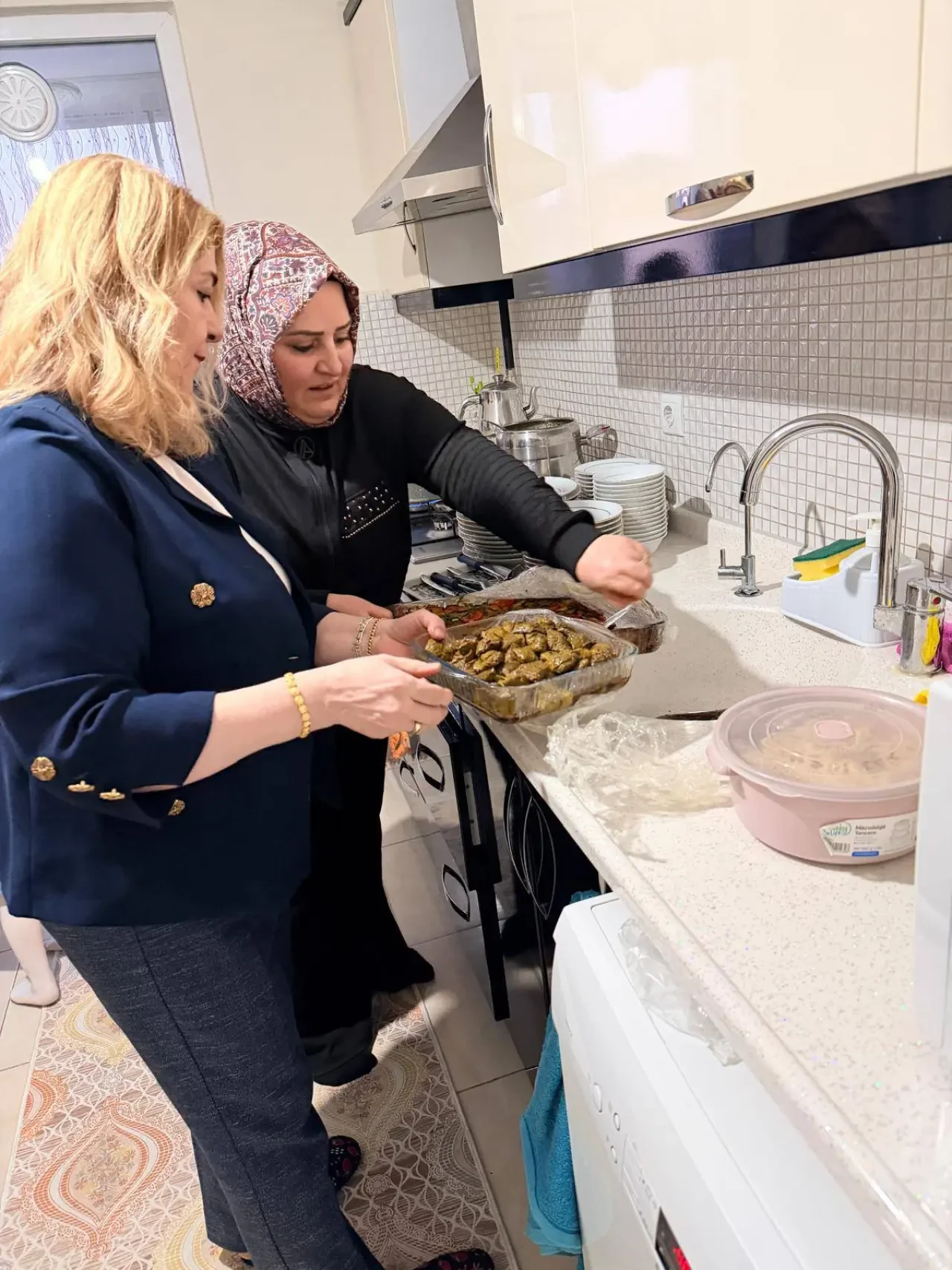 Merzifon AK Parti Kadın Kolları Şehit Ailesiyle İftarda Buluştu 1