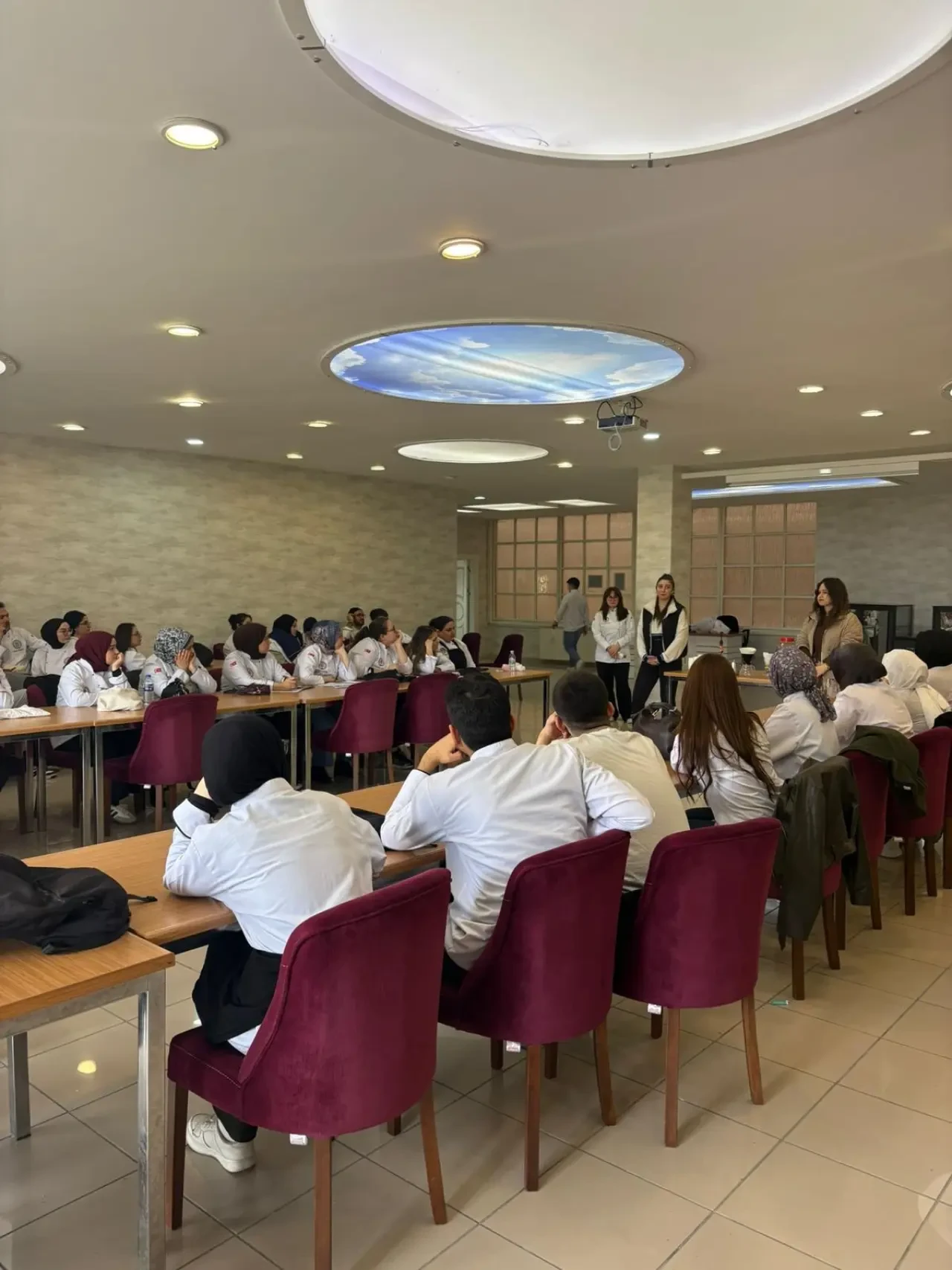 Amasya’da Kahve Sanatı Uygulamalı Öğretildi 4