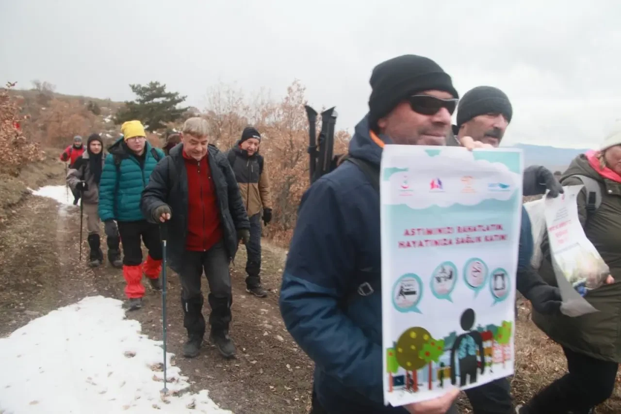 Amasya’da Sağlıklı Nefes İçin Yürüdüler! 1