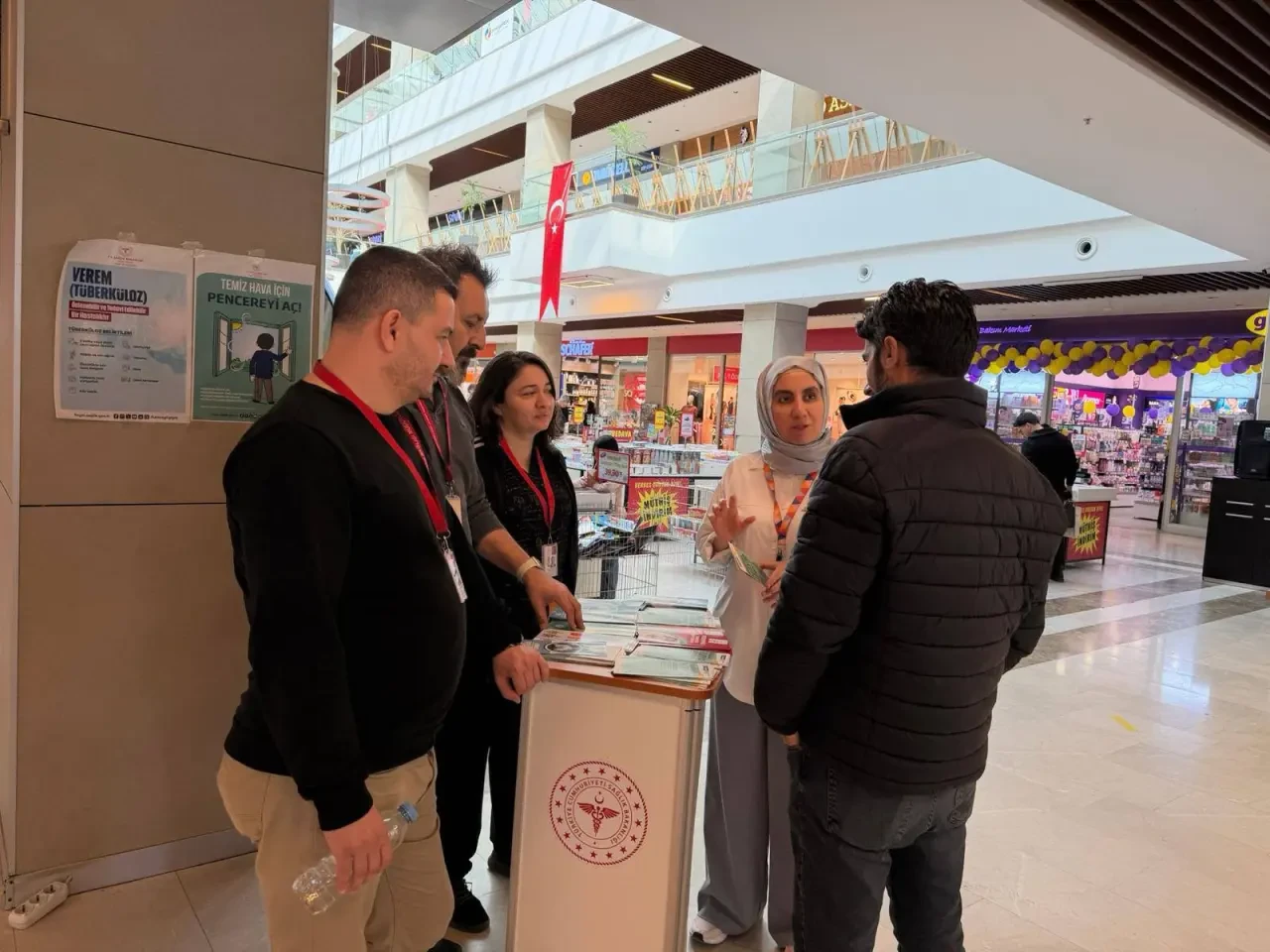 Amasya’da AVM’de Sağlık Standı Kuruldu 4