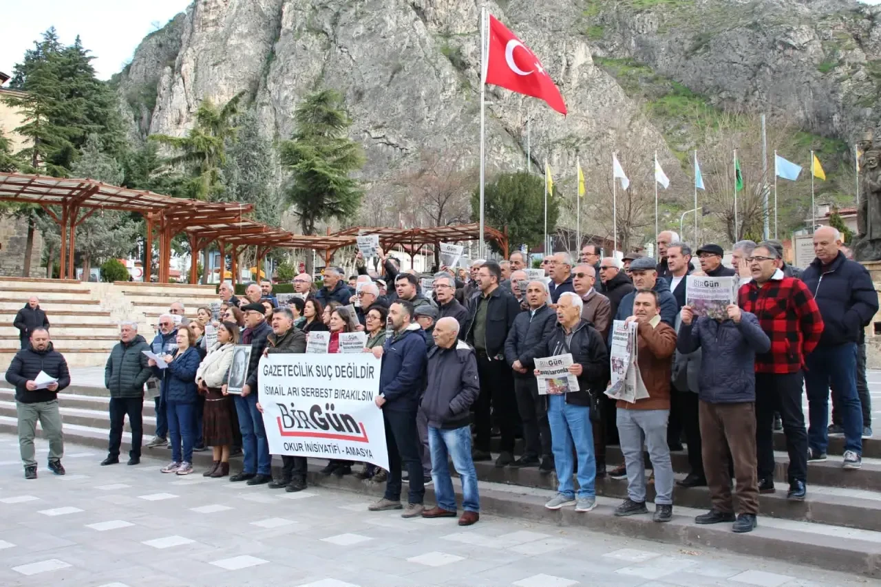 Eğitim-Sen: GAZETECİLİK SUÇ DEĞİLDİR! 2