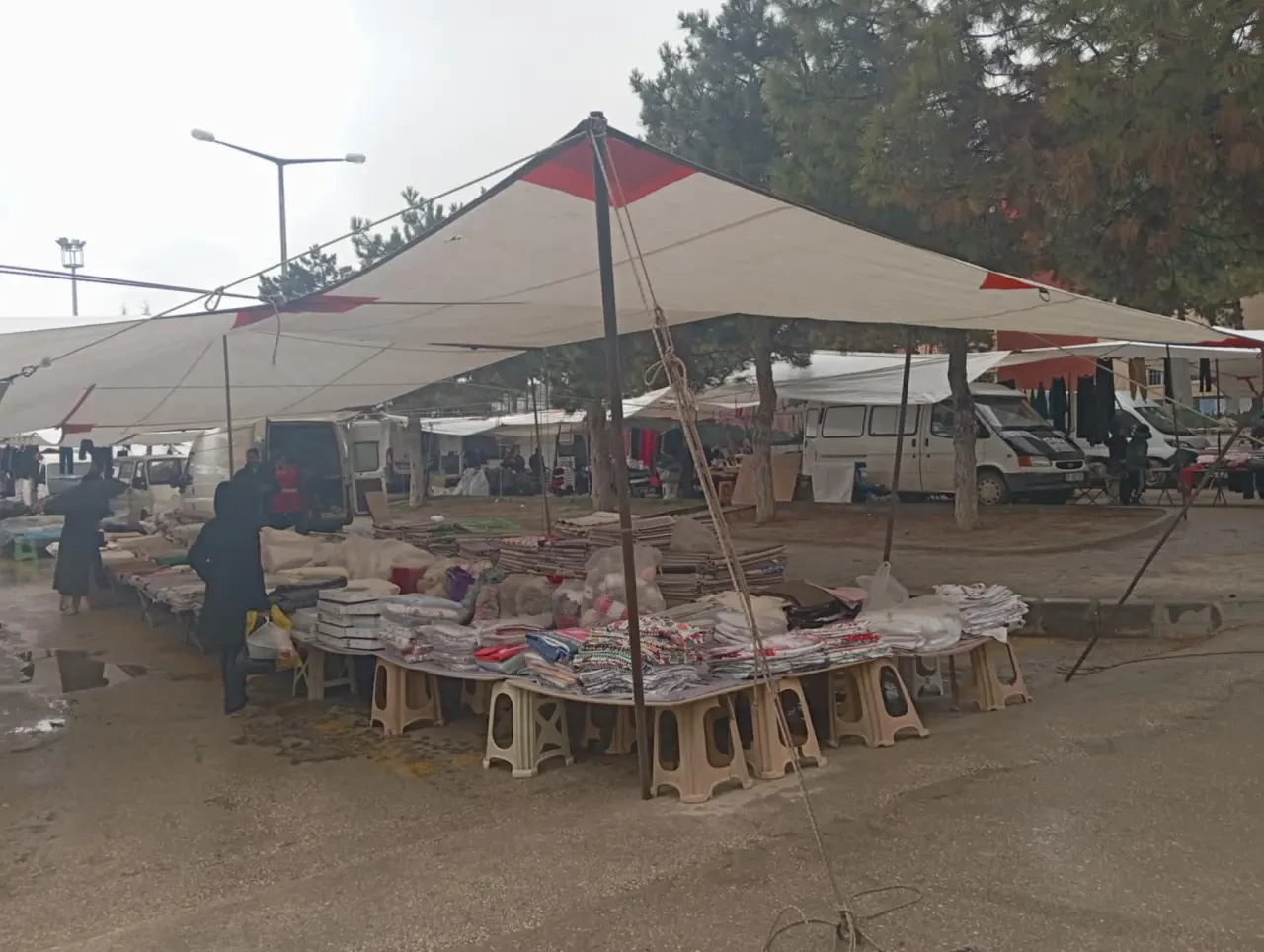 Merzifon Kıyafet Pazarında Yoğunluk! 3