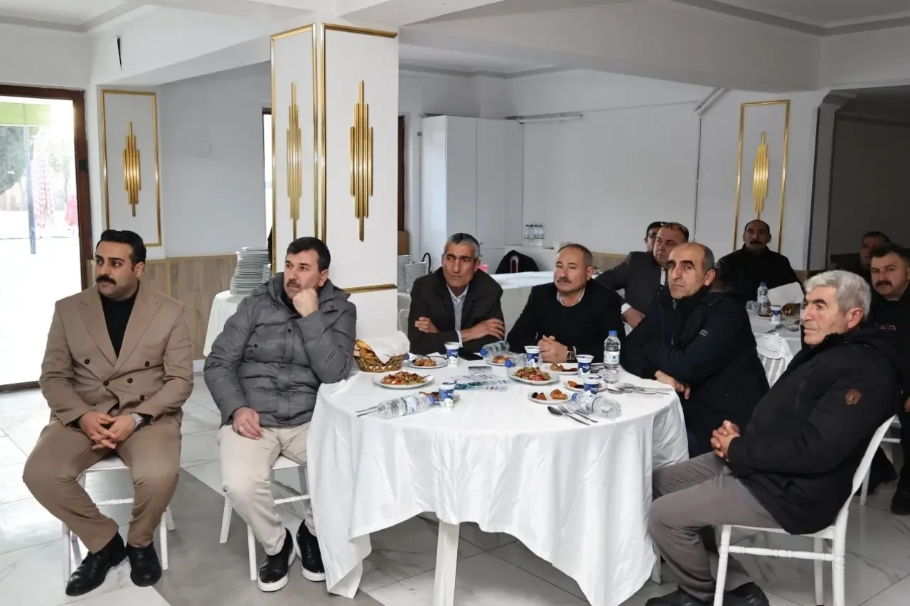 Başkan Kargı Muhtarlarla İftarda Buluştu 8