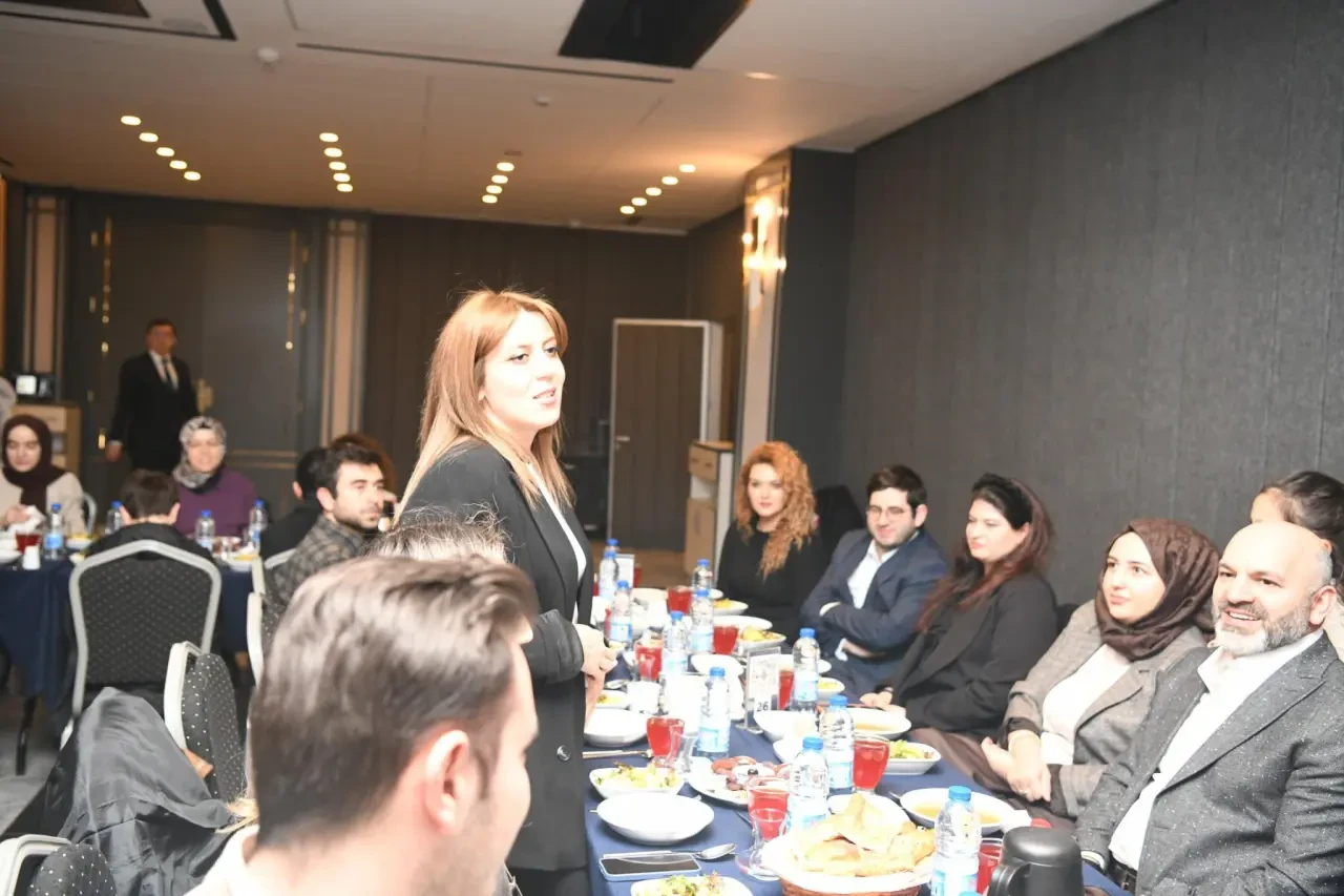 Amasya’nın Başarılı Gençleri Vefa Sofrasında 6