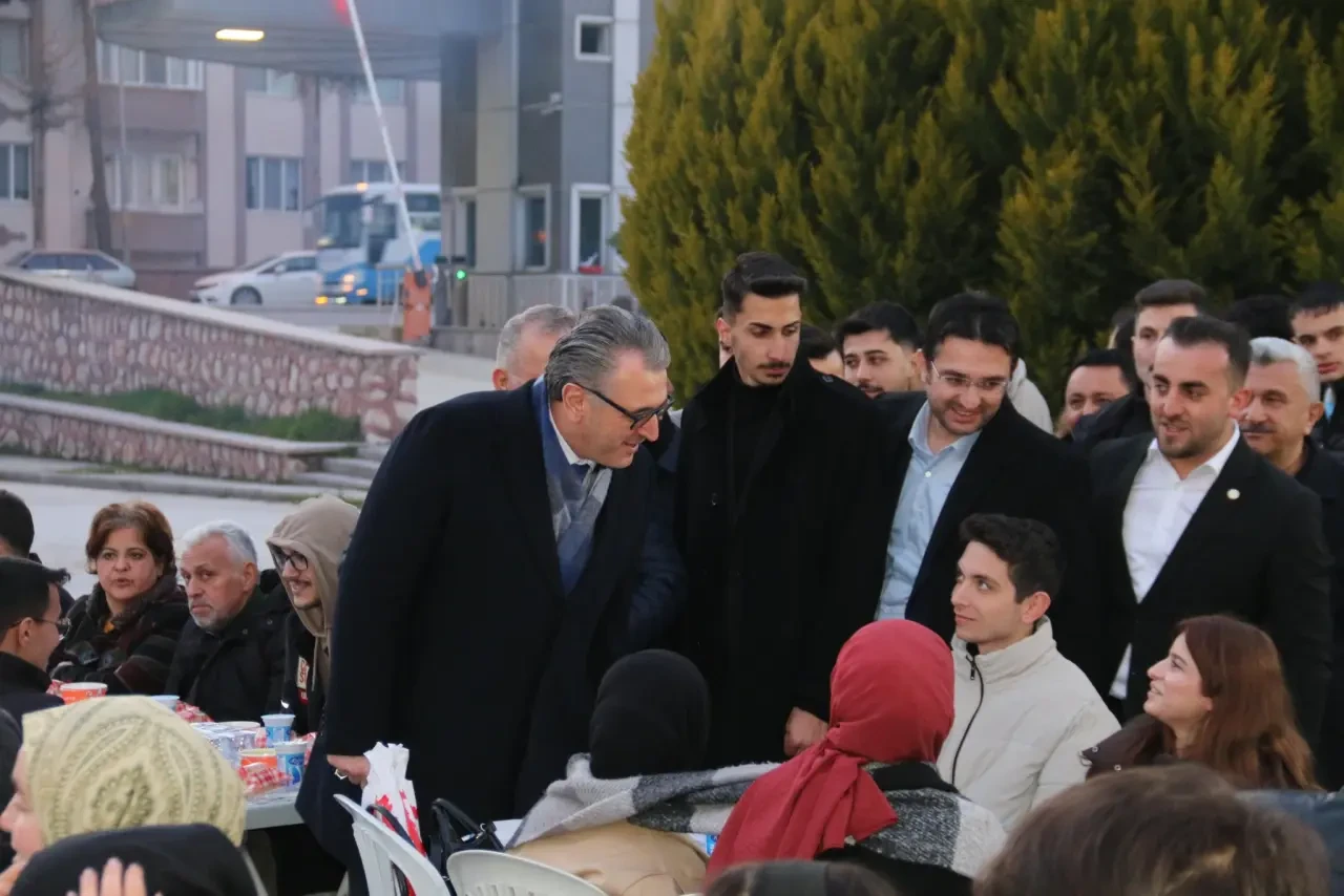 Vekil Öğrencilerle İftarda 4