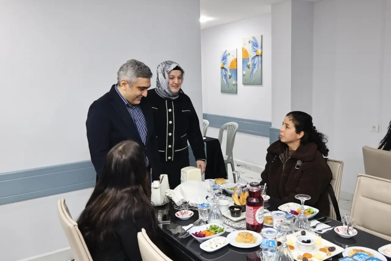 Kaymakam Karaaslan Ailelerle İftarda 6