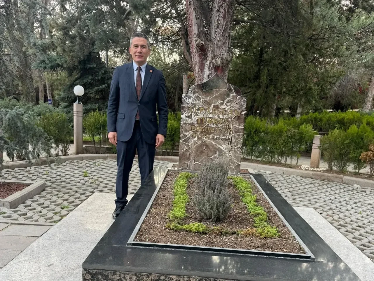 Amasya MHP Teşkilatı Türkeş’i Andı 2