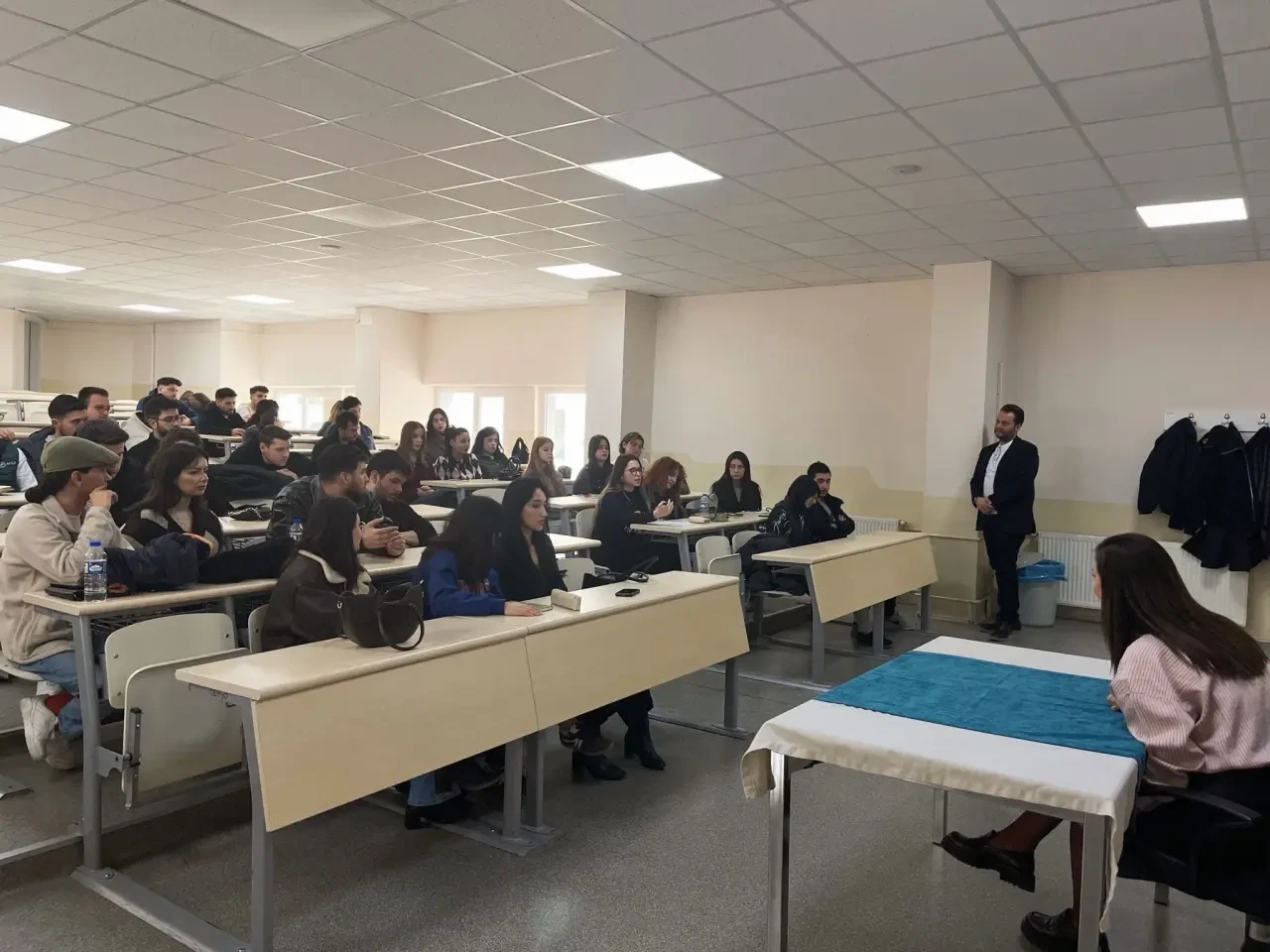 Güner Gençlere Girişimciliği Anlattı 4