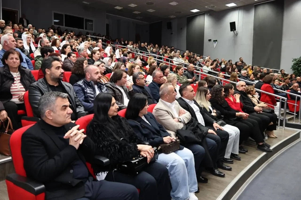 Kurtuluşun Kadınları Sahnedeydi 2