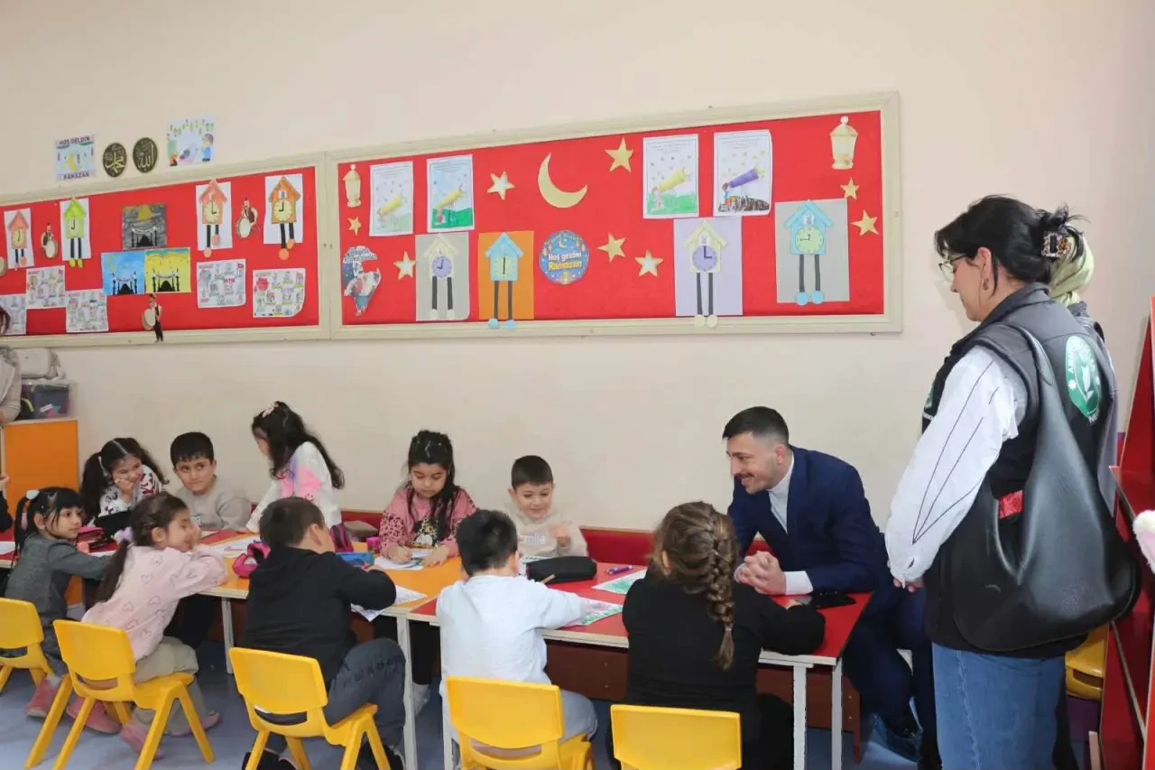 Şehzadeler İyilik Derneği’ne Miniklerden Büyük Bağış 2