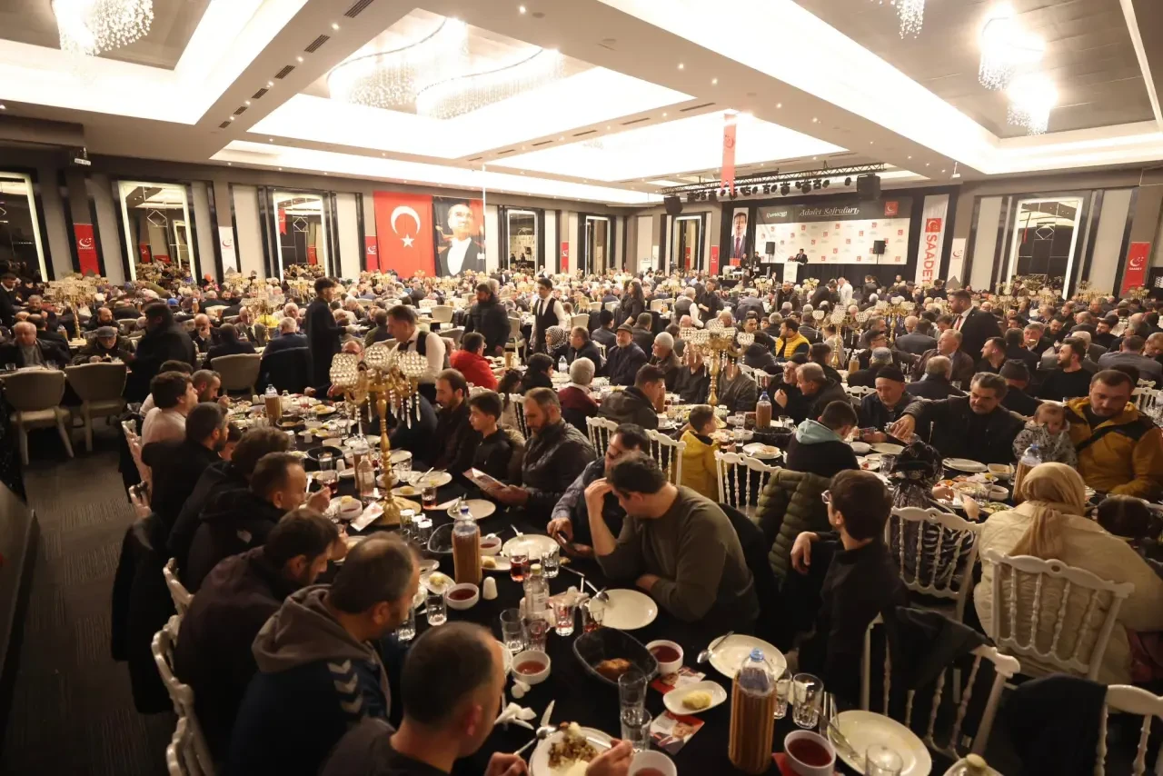 Saadet Partisi Çorum’da “Adalet Sofrası” Kurdu 4