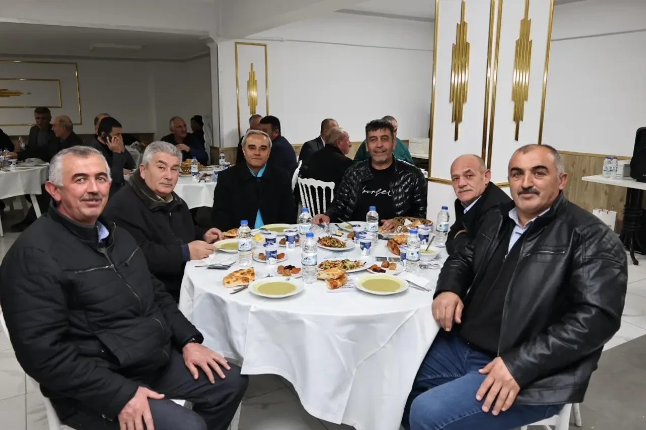 Başkan Kargı Muhtarlarla İftarda Buluştu 6