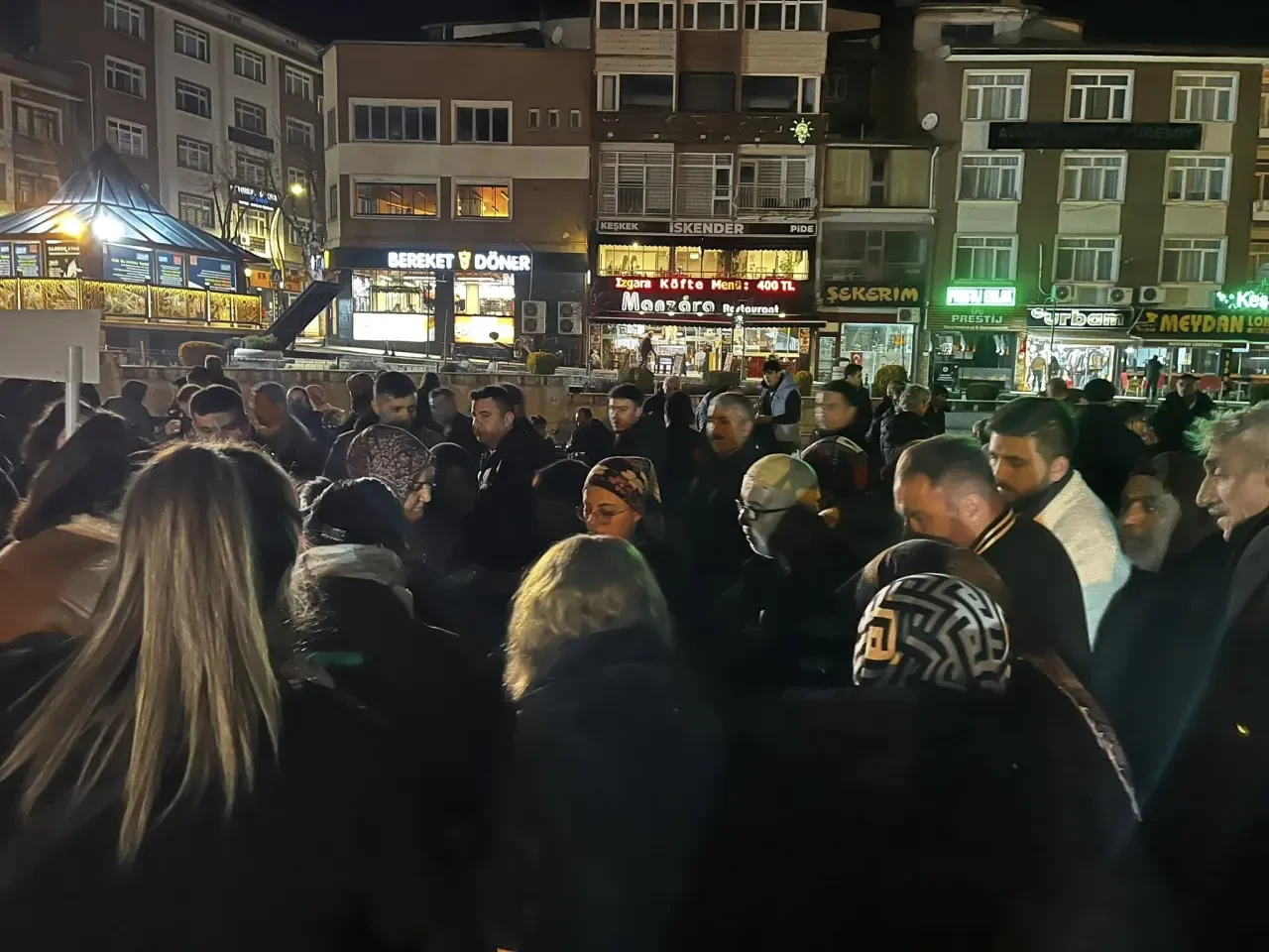 Ak Gençlikten Kadir Gecesi’nde İkram 10