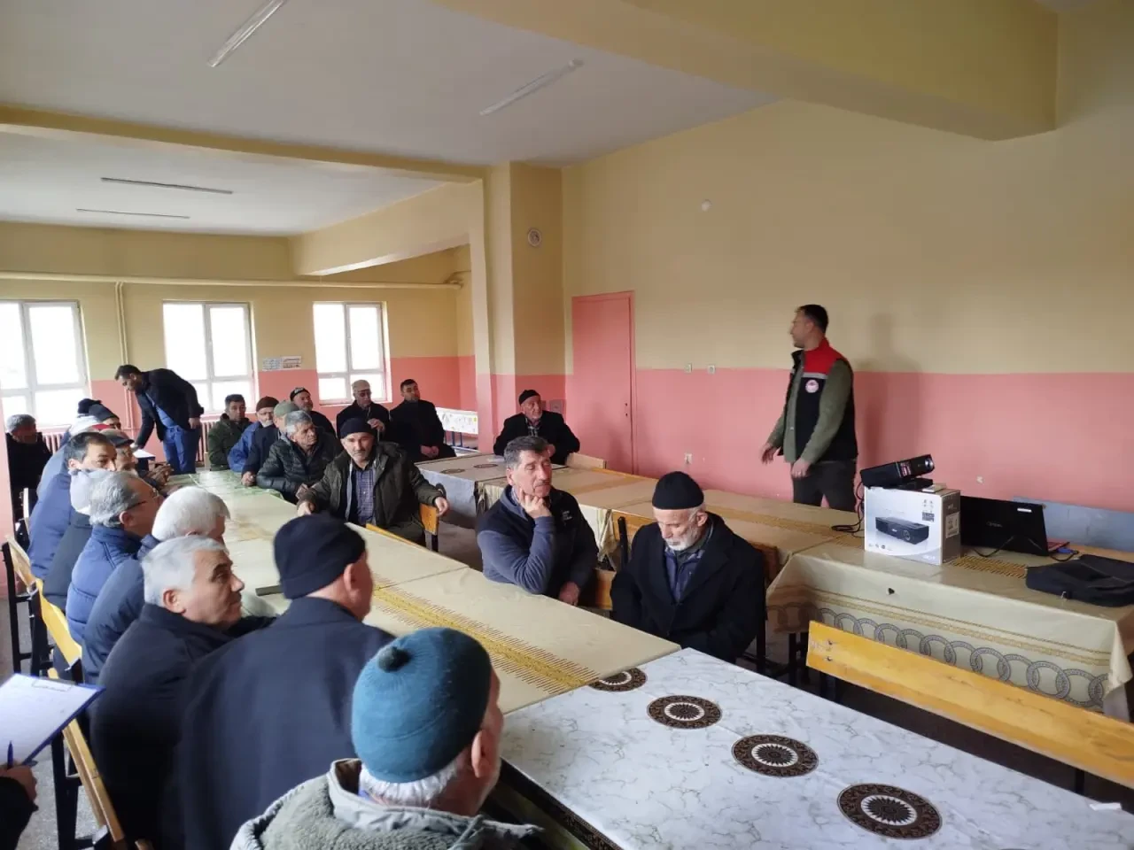 Gümüşhacıköy’de Üreticilere Eğitimi Verildi 1