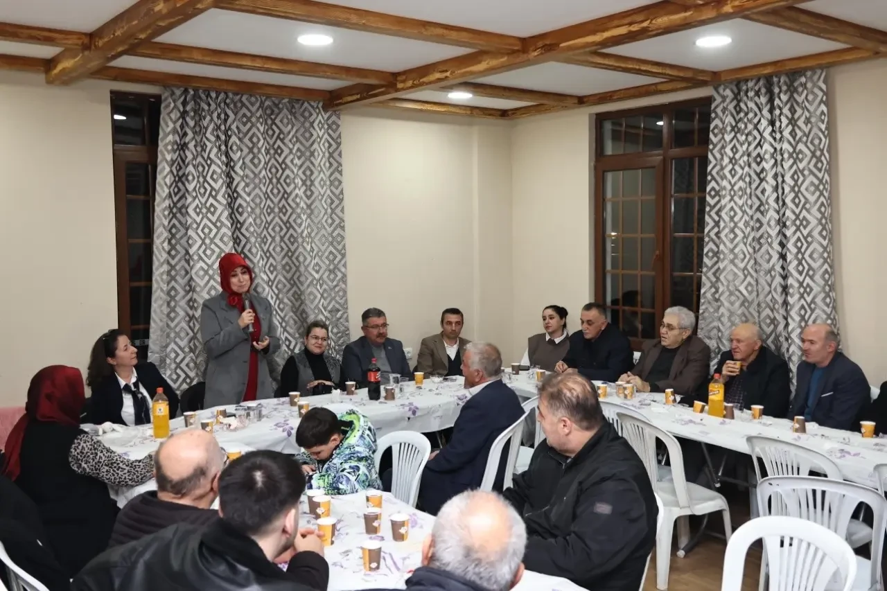 Başkan Çerkezlerle İftarda 7