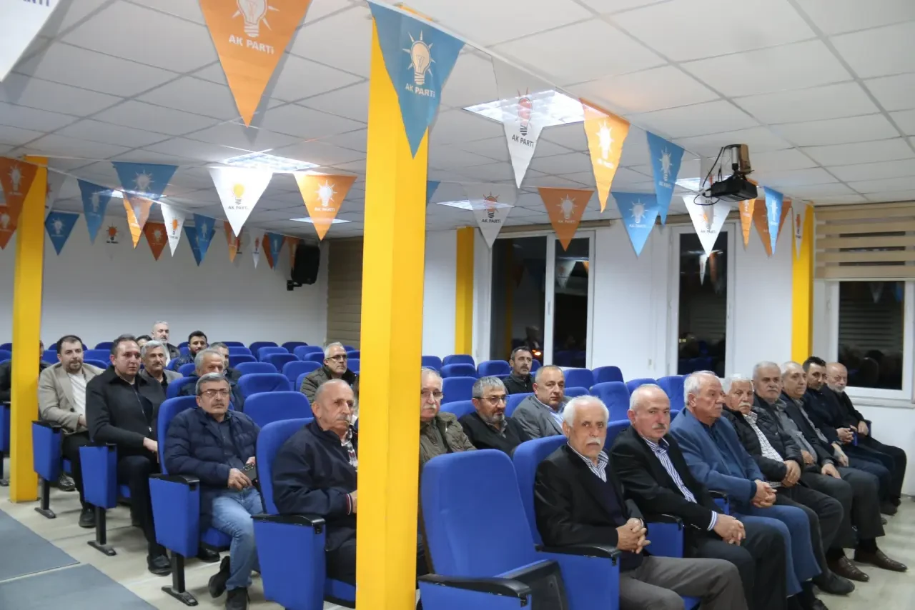 AK Parti Amasya İl Teşkilatı Toplandı 1