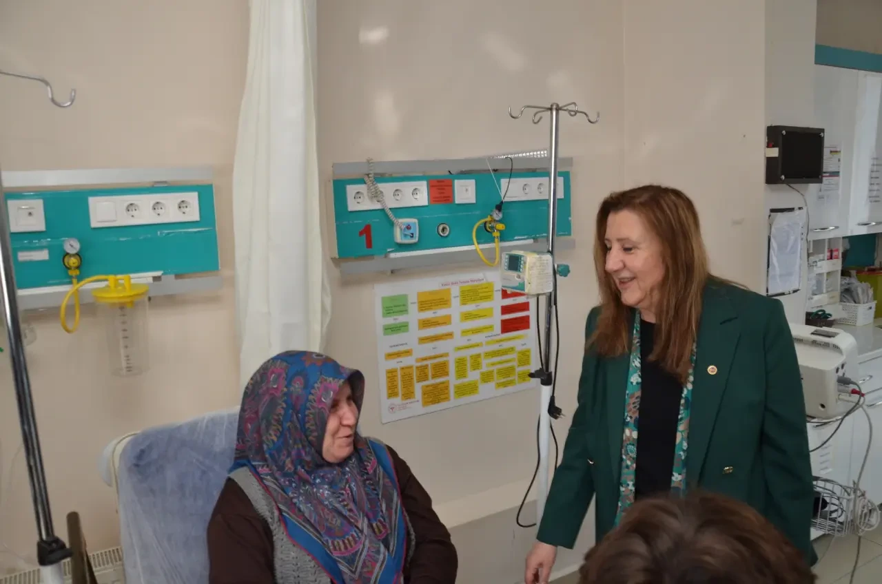 Gümüşhacıköy’de Kurumlara Bayram Ziyareti 13