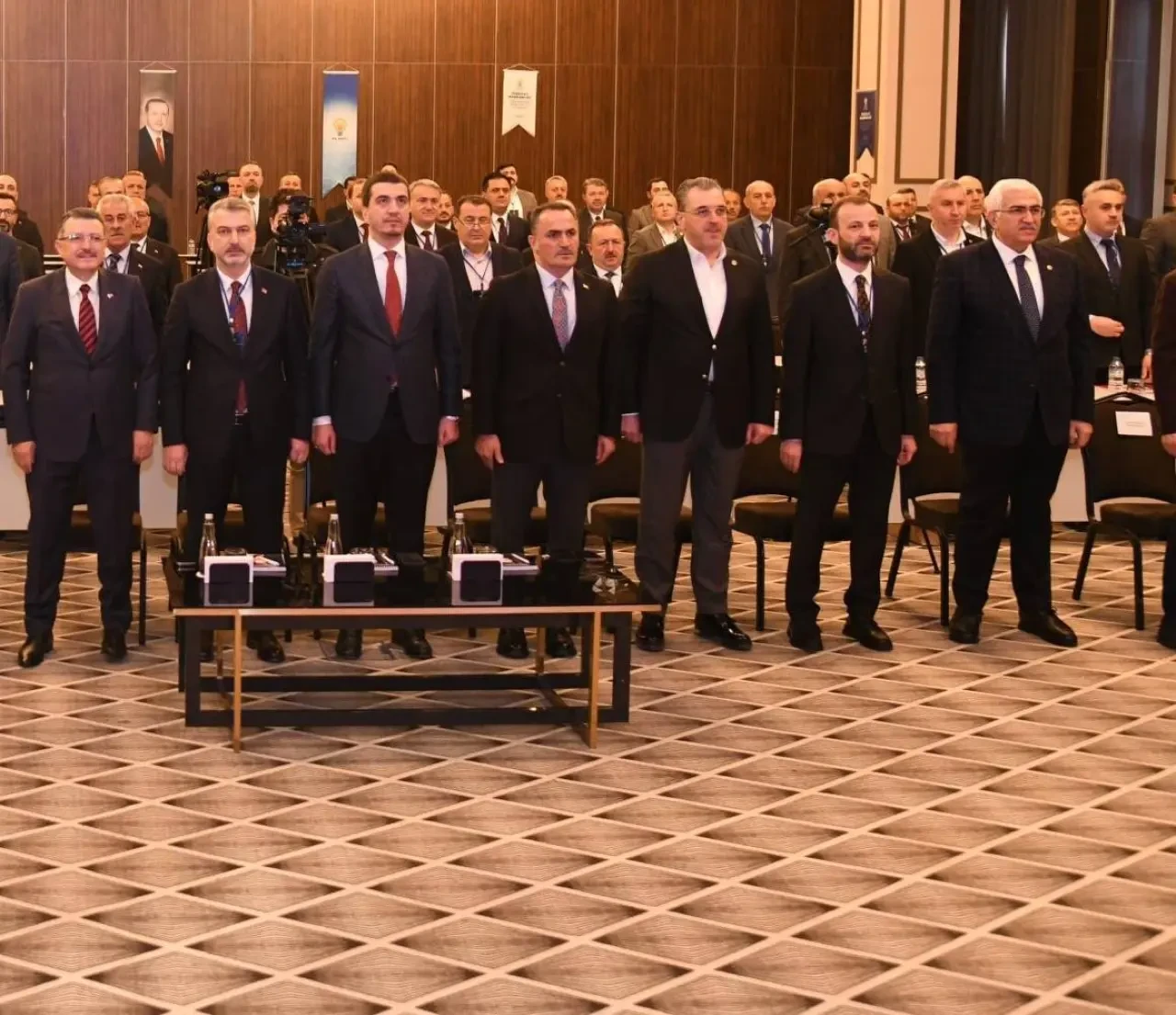 Vekil Çilez Strateji Toplantısında Sahada 1