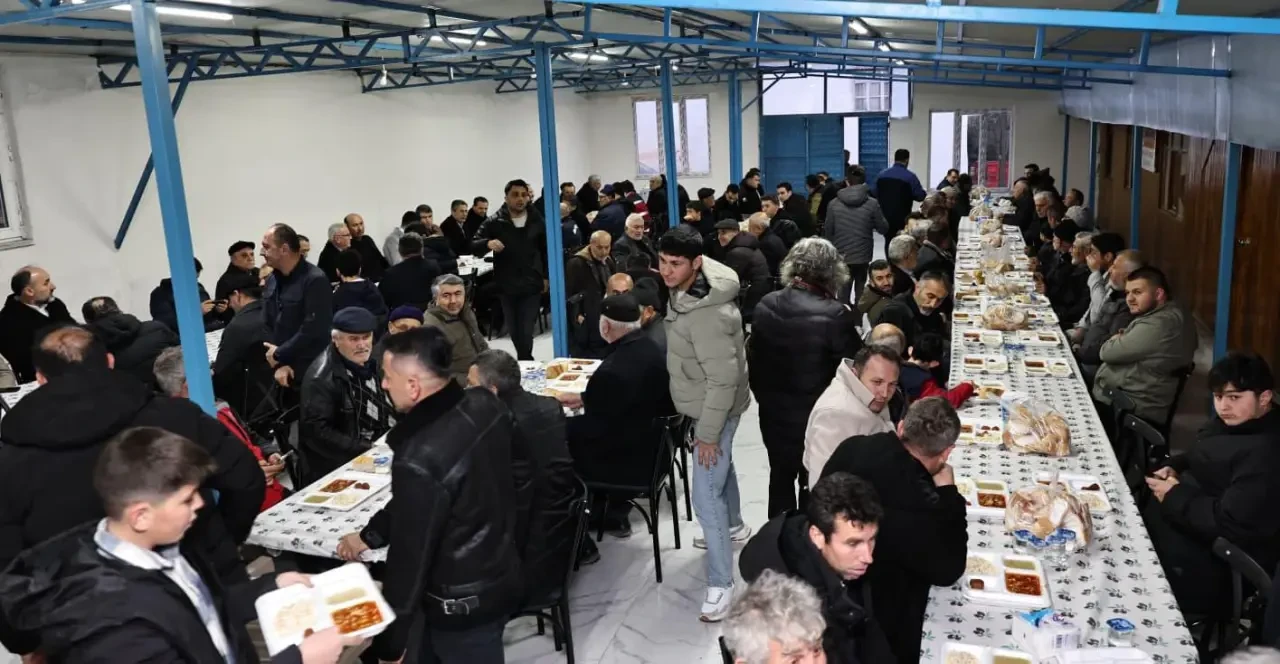 Amasya Valisi Bakan Yerkozlu Köyü’nde İftar Yaptı 1