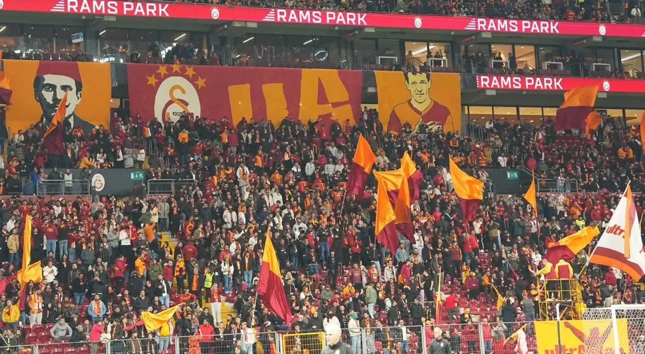 Galatasaray'da Şampiyonluk Şarkıları 1