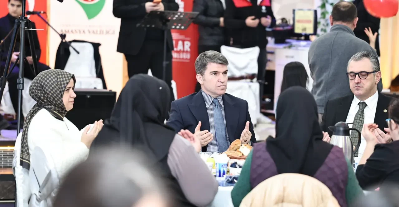 Vali Bakan Kadınlarla Buluştu 11