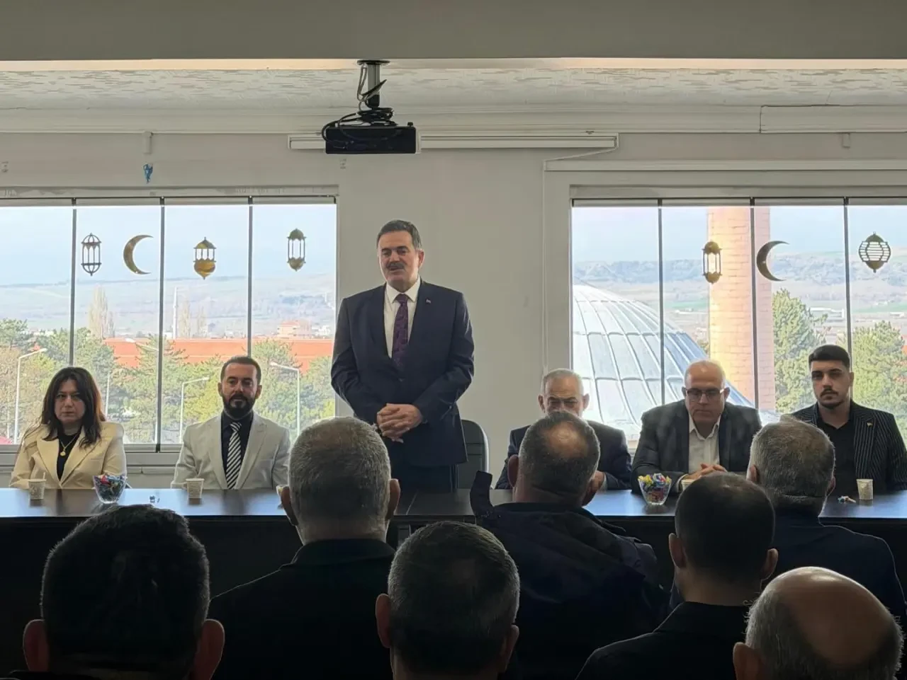 Vekil İpek Sahada 13