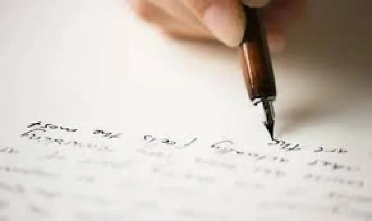 Rüyada Karmaşık Yazı Görmek Ne Anlama Gelir? Gizli Mesaj mı, Zihinsel Karmaşa mı? 2