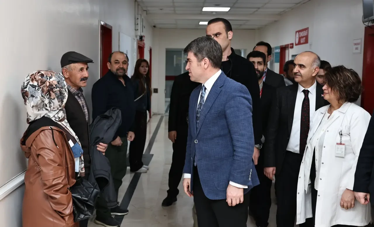 Amasya Valisi Bakan, Tıp Bayramın'da Sağlıkçılarla 4