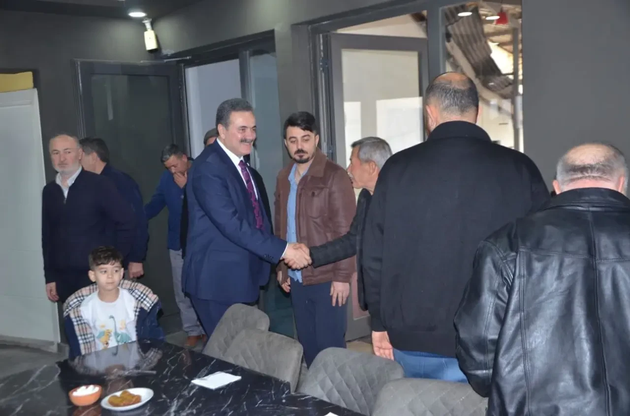 Vekil İpek Sahada 8