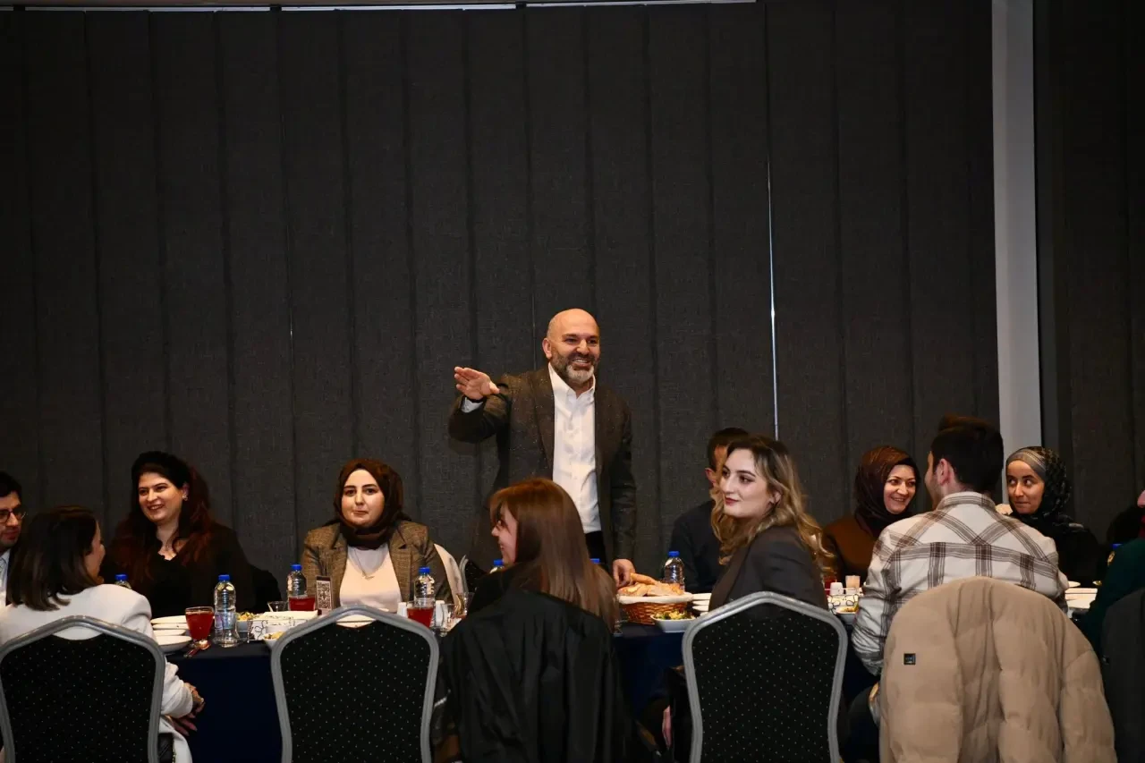 Amasya’nın Başarılı Gençleri Vefa Sofrasında 4