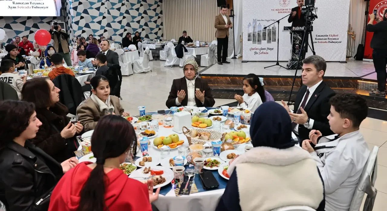 Amasya’da Dünya Yetimler Günü’nde Anlamlı Buluşma 2